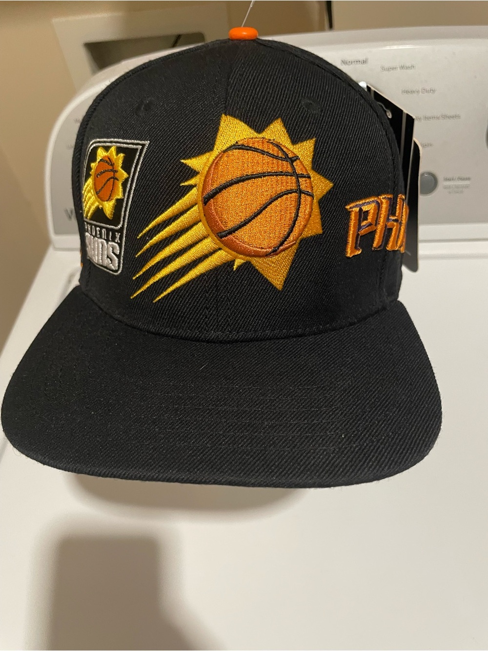 NWT Pro Standard Phoenix Suns Sick Embroidery snapback unisex